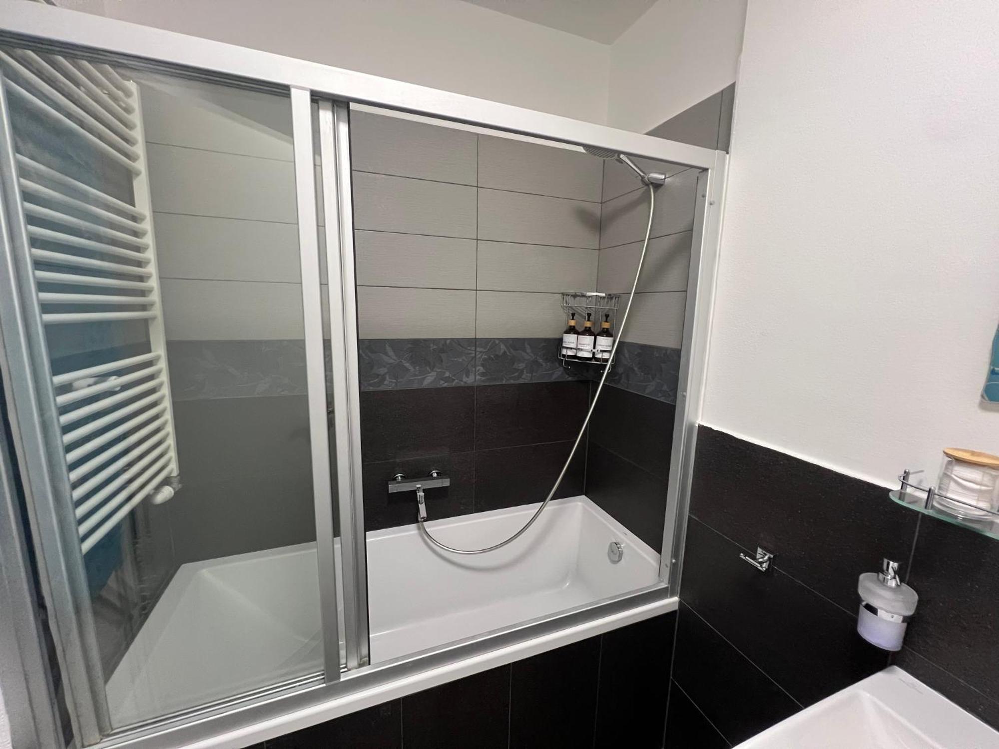 Forest Park Garden Apartment براتسيلافا المظهر الخارجي الصورة